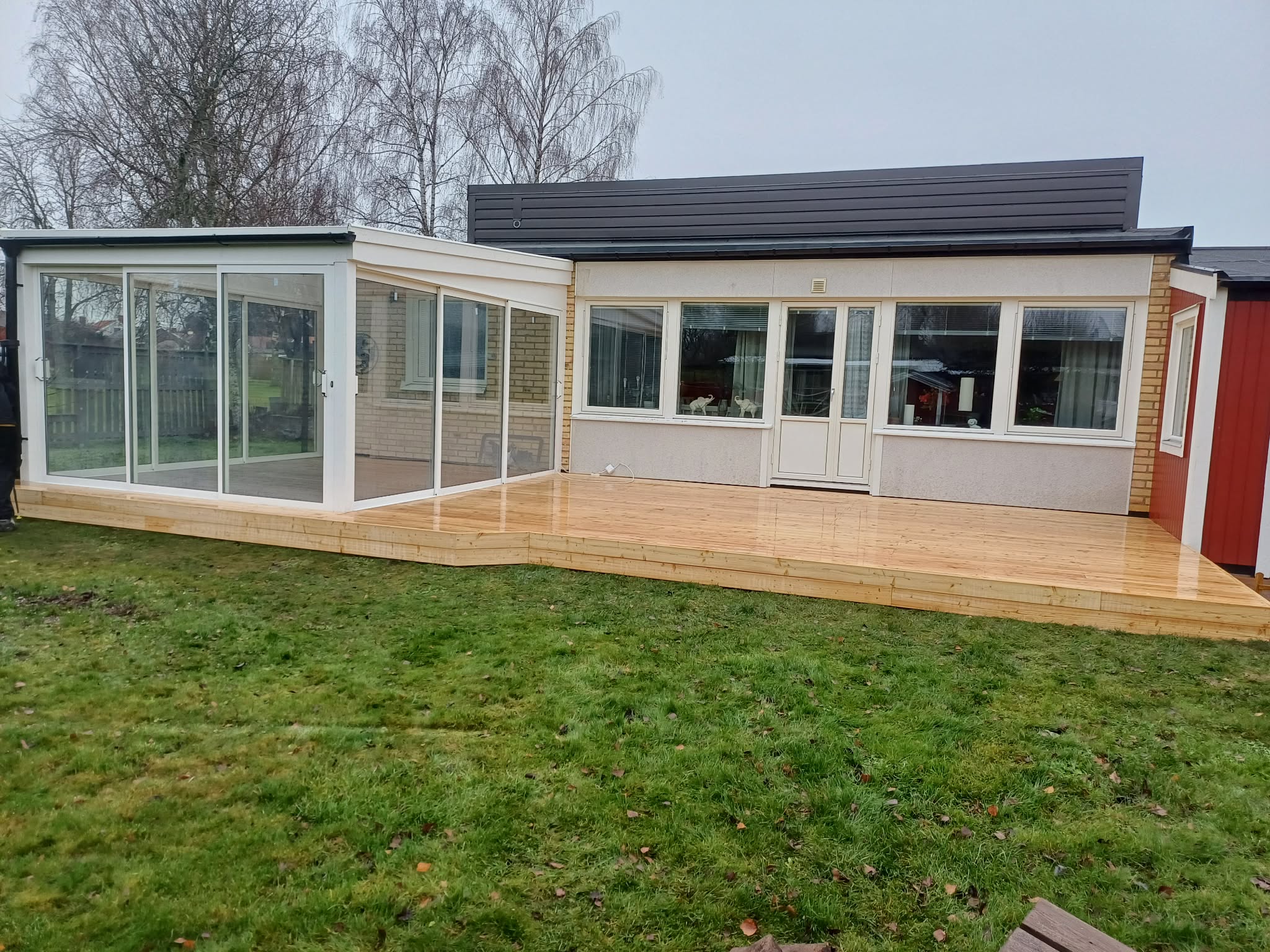 Nybyggnation och tillbyggnader i Linköping - Uterum, garage och uthus